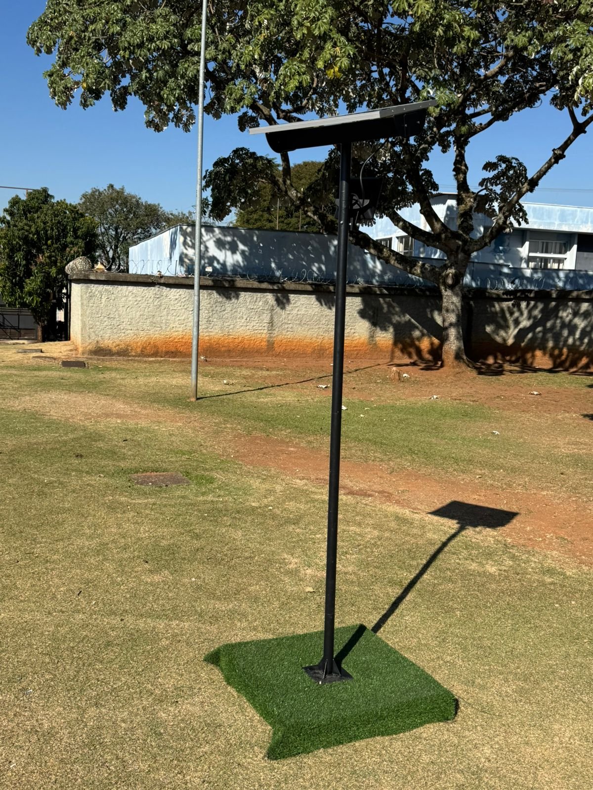 Luminária Solar Autônoma de Led 50W ou 100W - Imagem 3