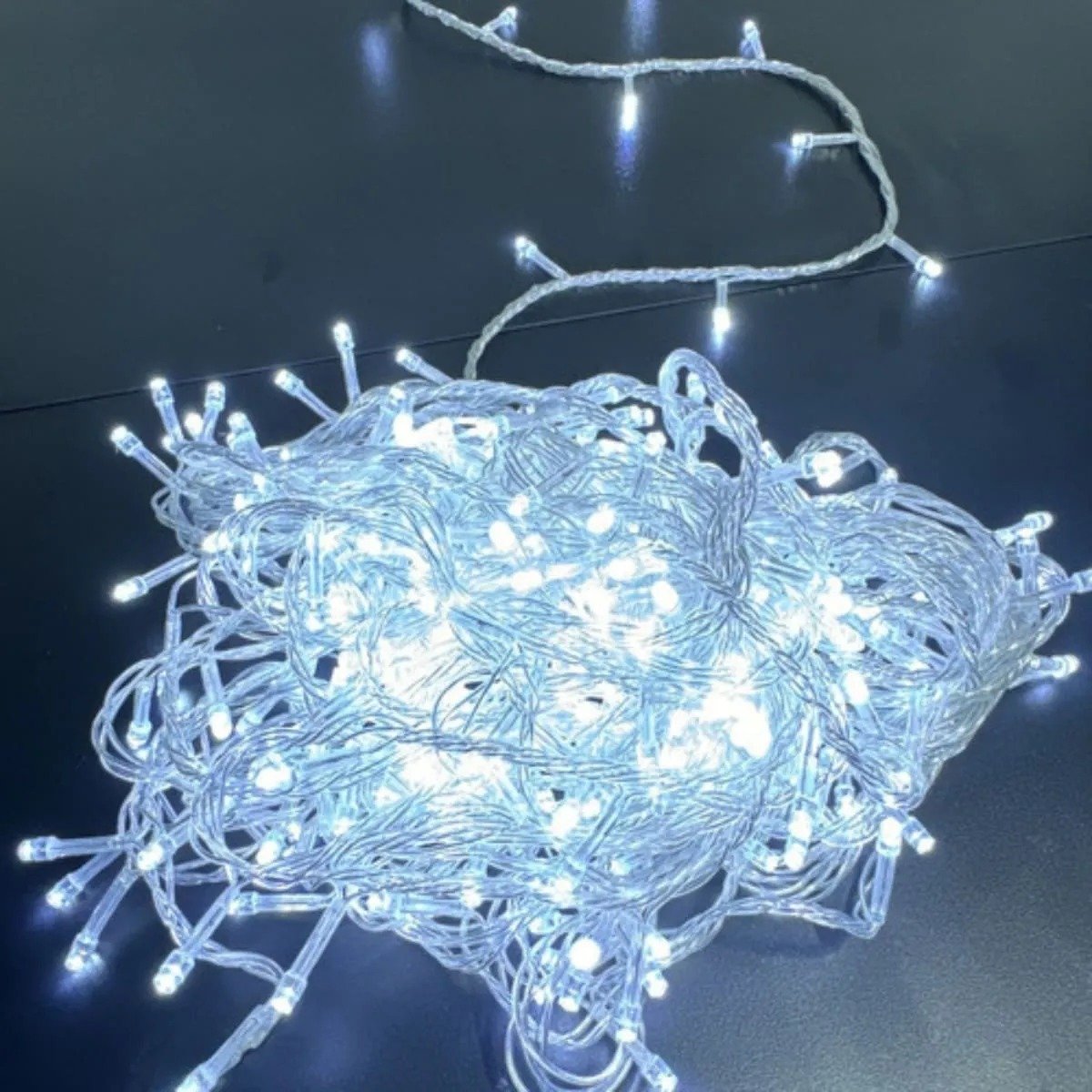 Pisca Pisca 25 metros - 300 Leds | 8 funções - Fio Transparente 220v - Imagem 2